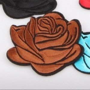 Brown Rose iron-on patch (2pcs)